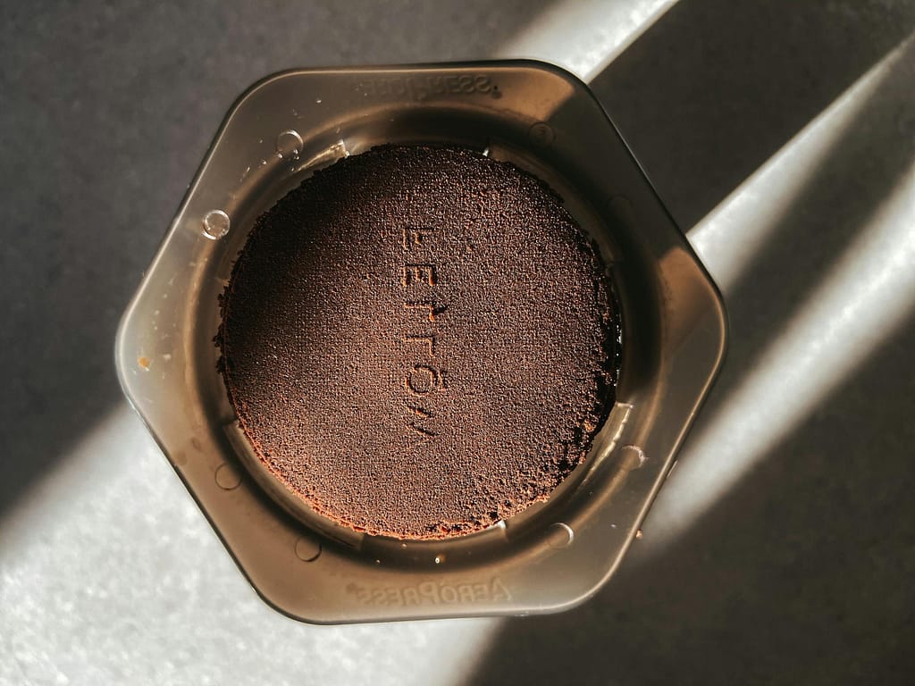 Aeropress vs French Press: Which Brews the Best Cup? 23 Fresh aromatic coffee in manual coffeemaker