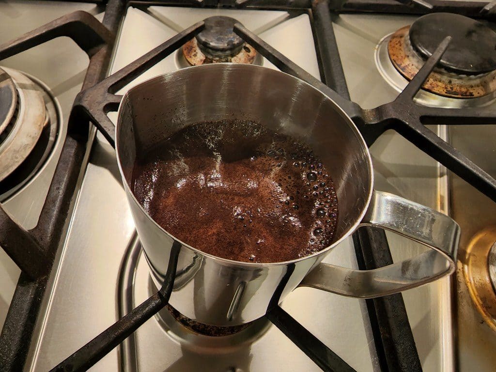 How to Brew Coffee Without a Coffee Maker: A DIY Guide!